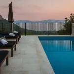 Villa Mara *