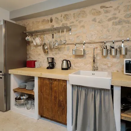 Mara Villa