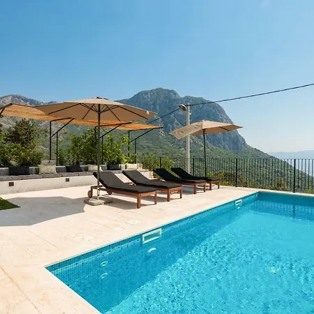 Villa Mara *