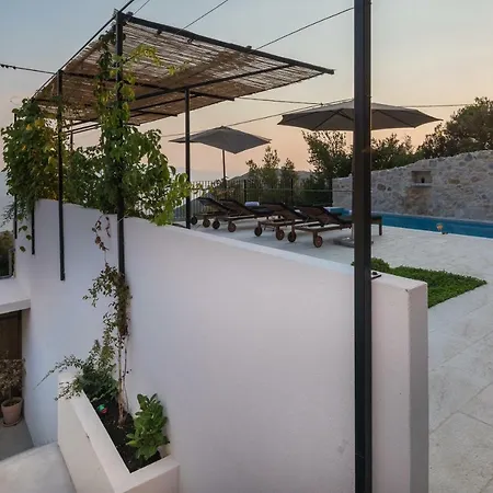 Villa Mara *